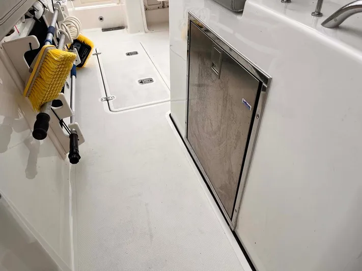 Heads Carolina Yacht Photos Pics 