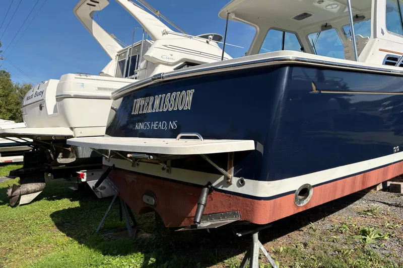 Intermission Yacht Photos Pics 2006 Back Cove 29 boat named "Intermission" on display, King's Head, NS.