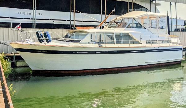 1965 Chris-Craft Constellation