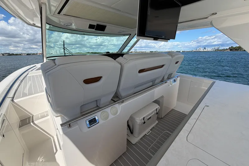 Marilee Yacht Photos Pics 2024 Tiara Yachts 43 LS interior with luxurious seating and ocean view.