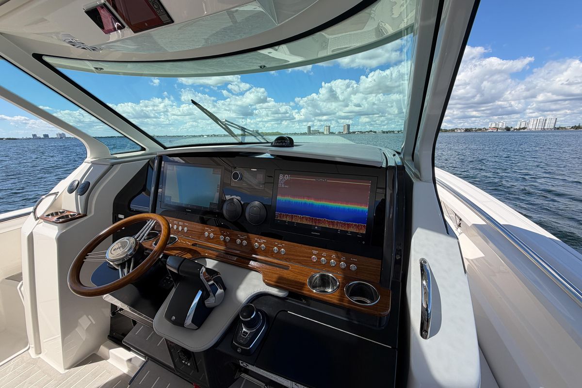 2024 Tiara Yachts 43 