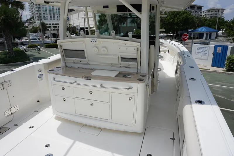 Bwce0469h819 Yacht Photos Pics 