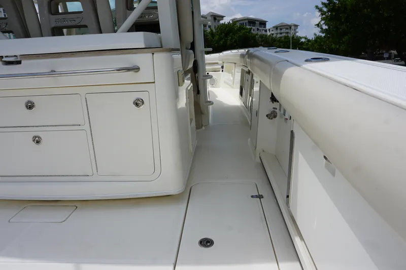 Bwce0469h819 Yacht Photos Pics 