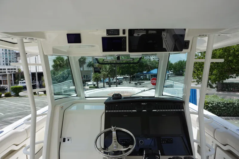 Bwce0469h819 Yacht Photos Pics 