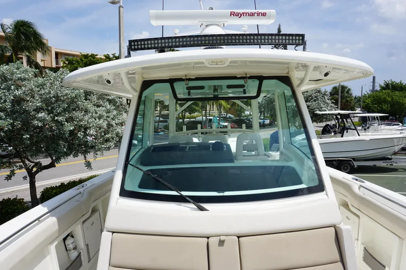 Bwce0469h819 Yacht Photos Pics 