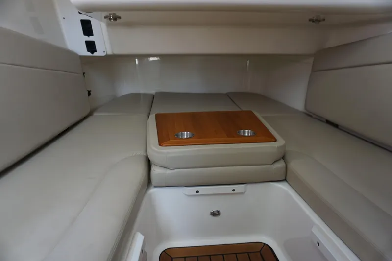 Bwce0469h819 Yacht Photos Pics 