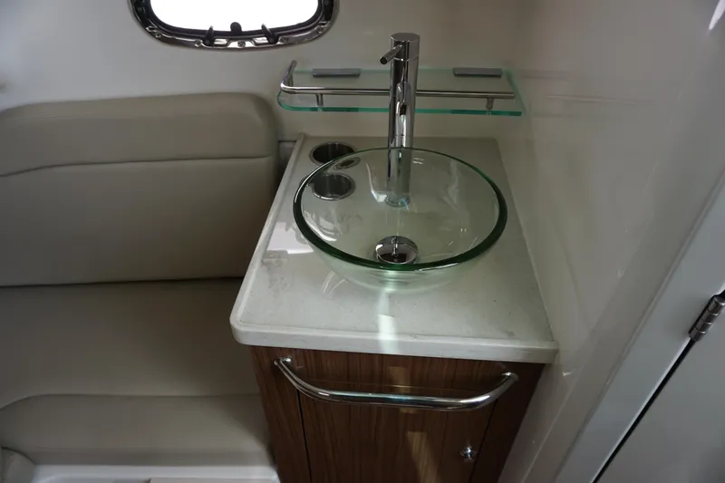 Bwce0469h819 Yacht Photos Pics 