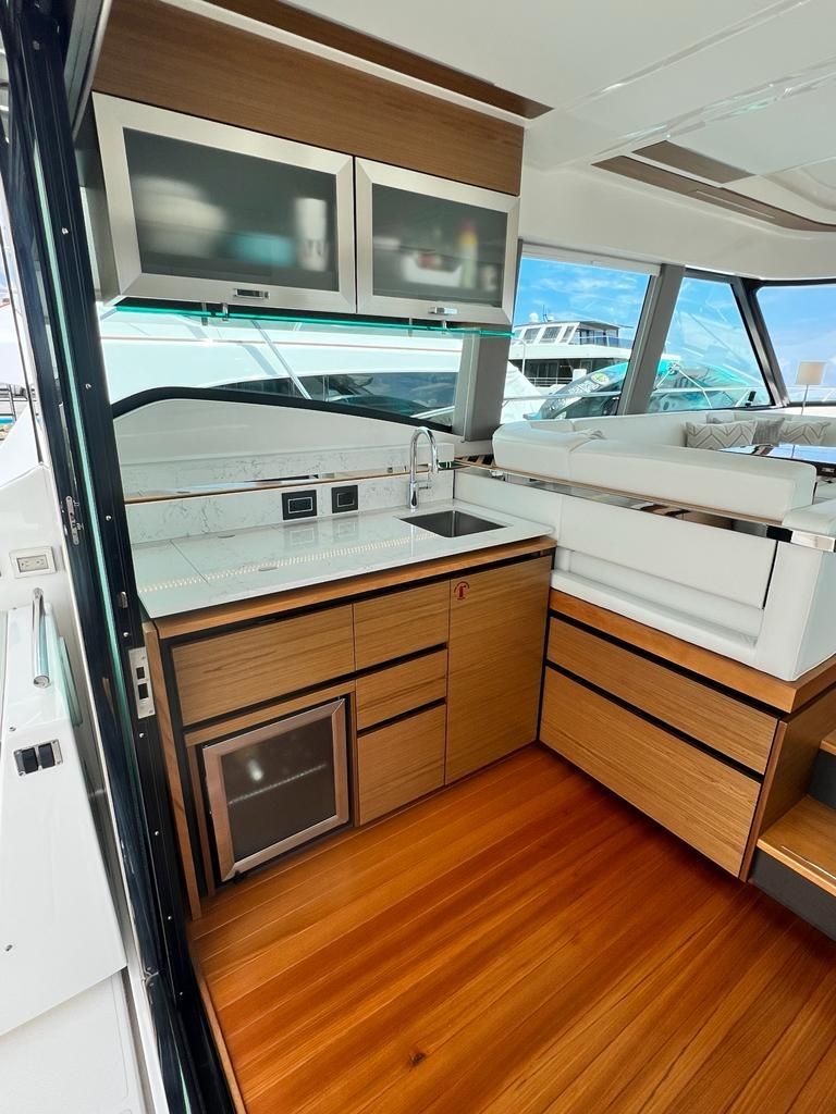 2023 Tiara Yachts 50 