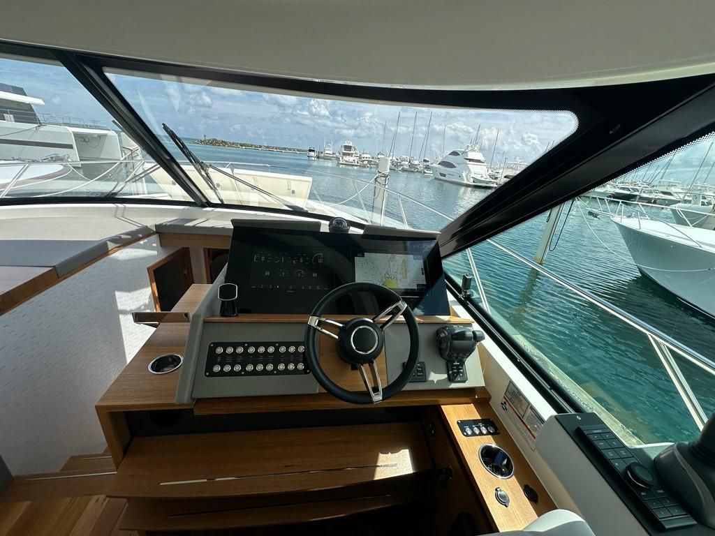 2023 Tiara Yachts 50 