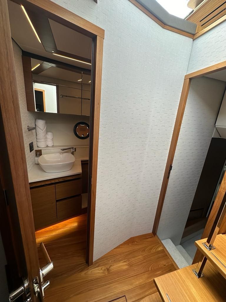 2023 Tiara Yachts 50 