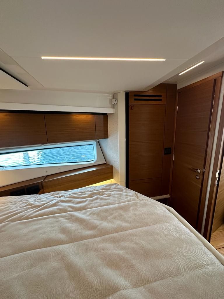 2023 Tiara Yachts 50 