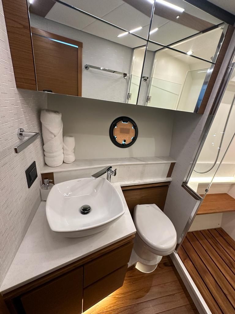 2023 Tiara Yachts 50 