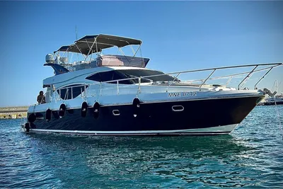 Ferretti Yachts 500 Elite