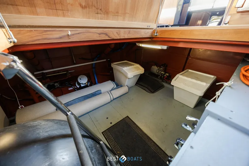 Yacht Photos Pics Engine room of 2017 Linssen Grand Sturdy 470 Wheelhouse with storage and equipment.