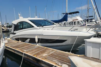 Beneteau GT32