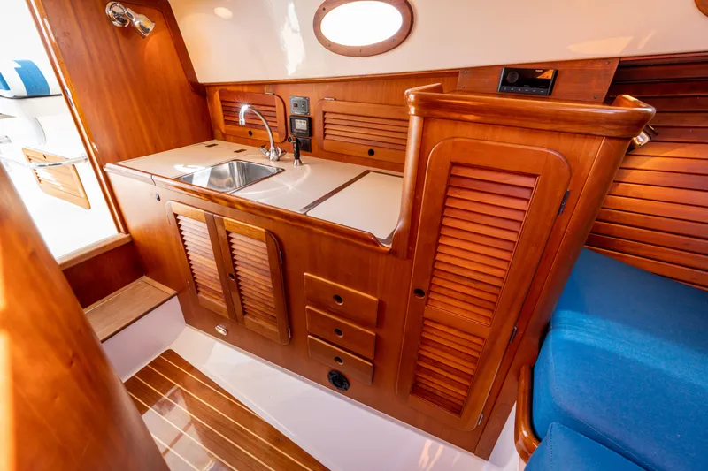 Murphy Girl Yacht Photos Pics 