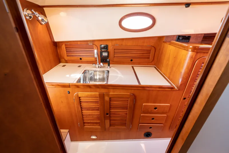 Murphy Girl Yacht Photos Pics 