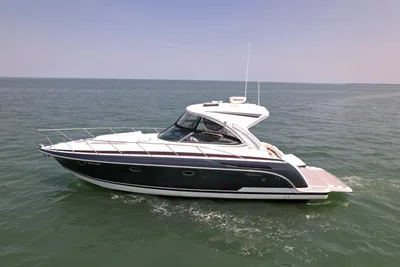 Formula 37 Performance Cruiser