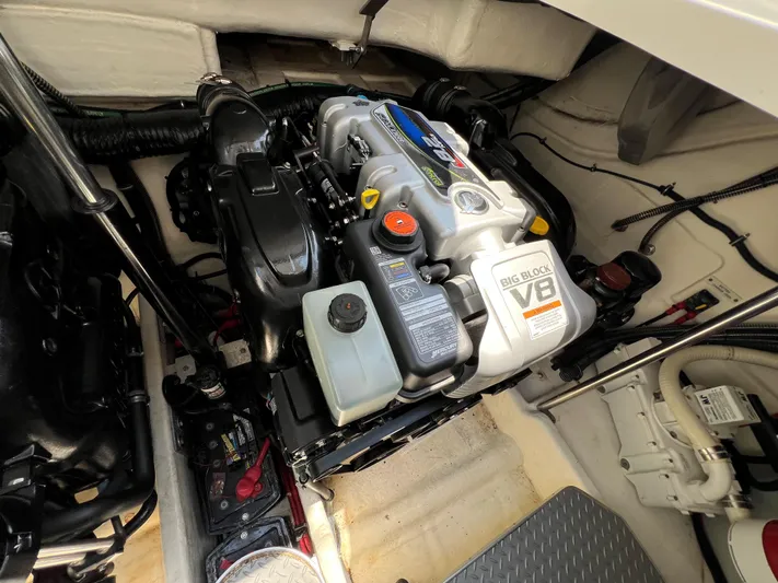  Yacht Photos Pics 2017 Formula 37 Performance Cruiser engine compartment with Big Block V8 engine.