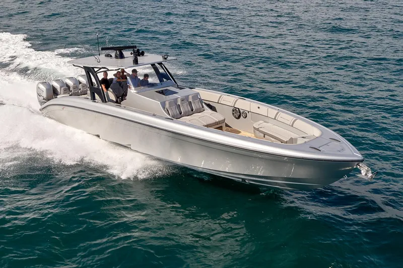  Yacht Photos Pics 2018 Midnight Express 43 Open boat cruising on the ocean.