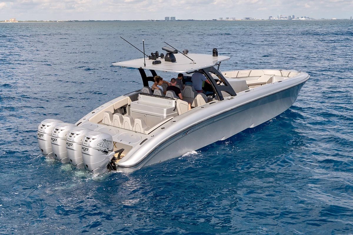 2018 Midnight Express 43 