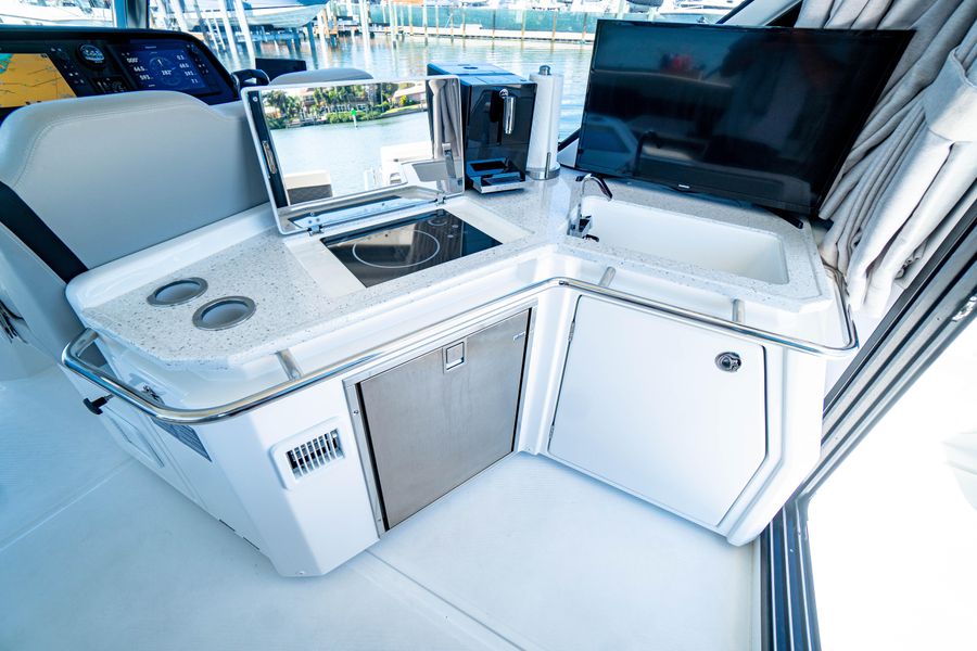 2021 Aquila 36
