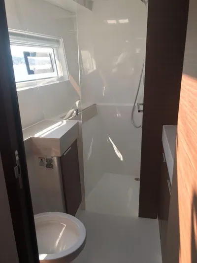  Yacht Photos Pics Lagoon 40