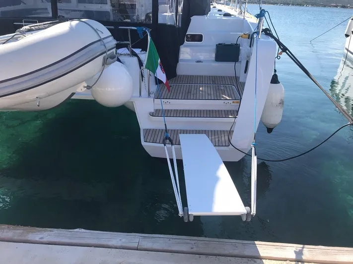  Yacht Photos Pics Lagoon 40