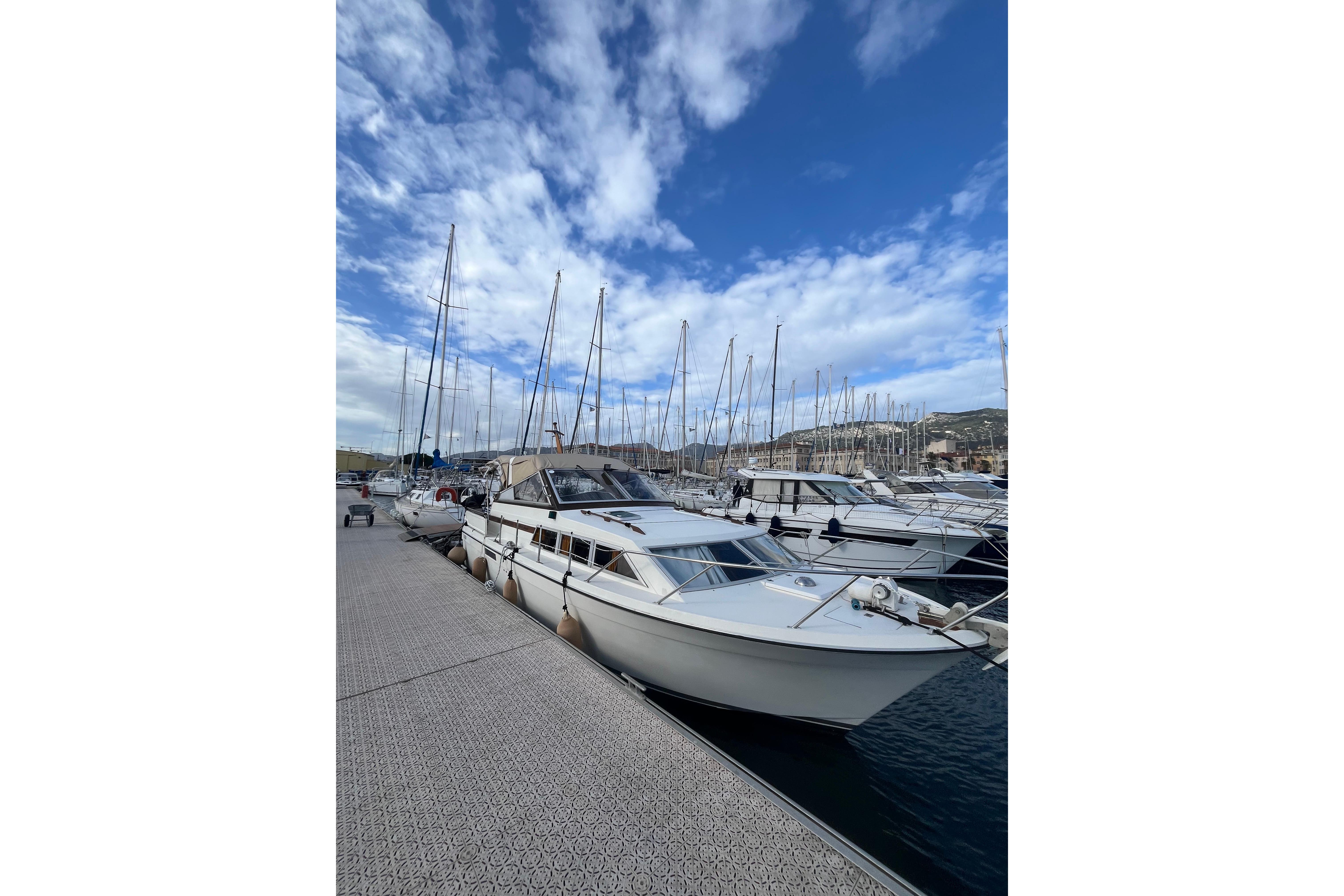 1987 Storebro Royal Cruiser 31