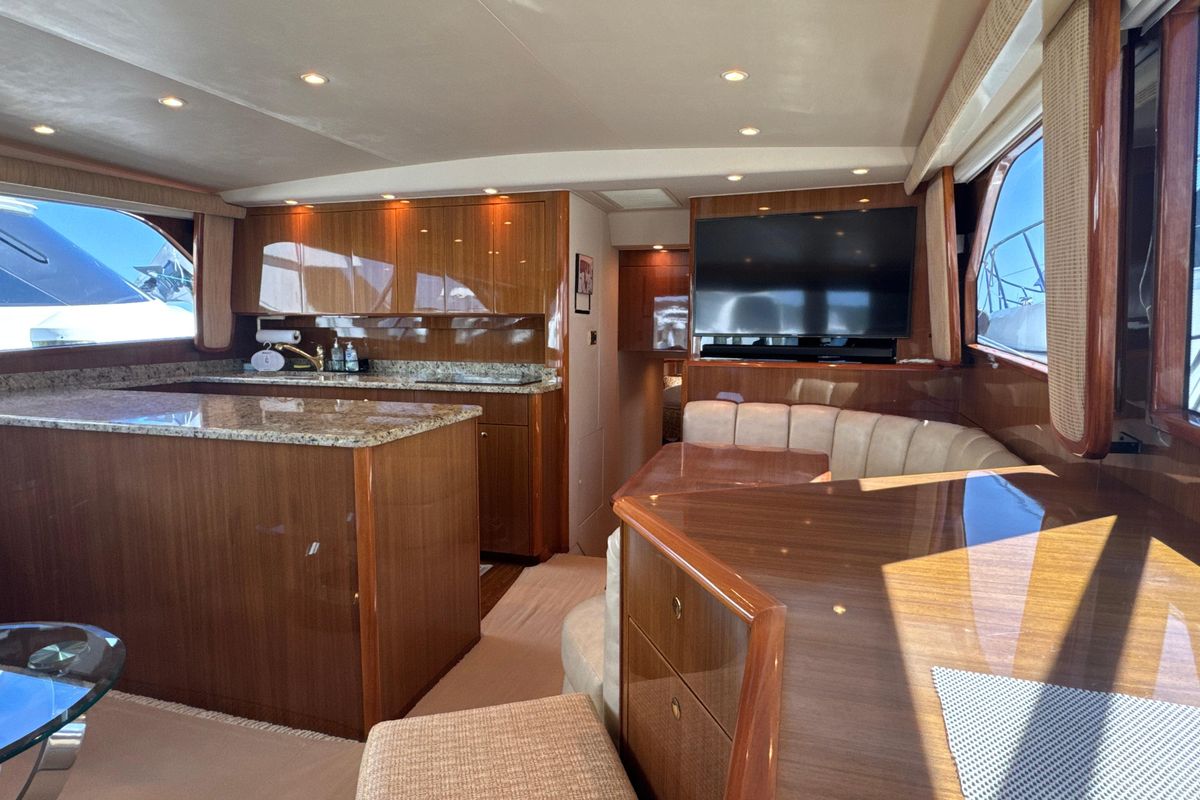 2006 Viking 56 