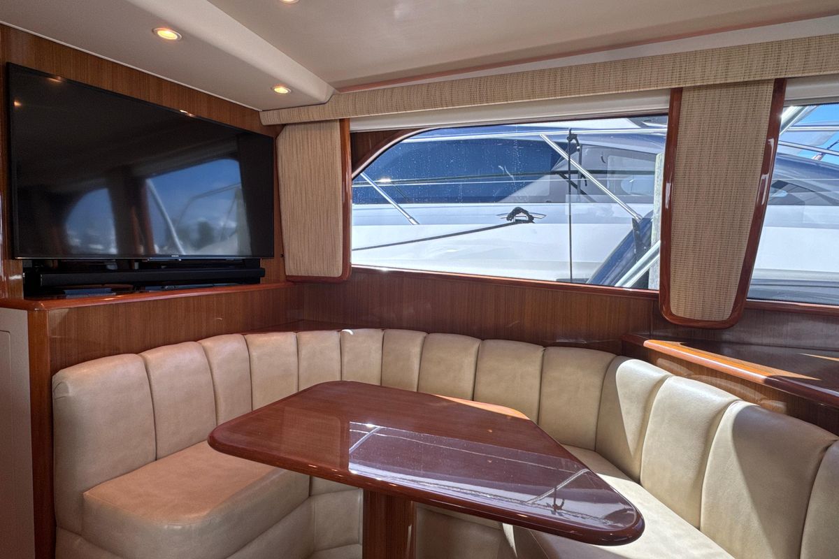 2006 Viking 56 
