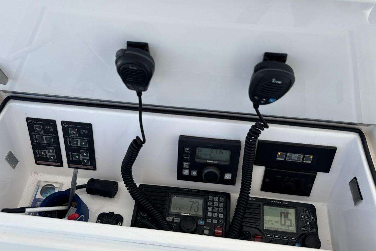 2006 Viking 56 