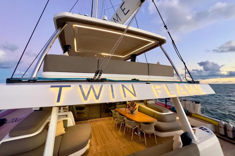 Twin Flame Yacht Photos Pics 