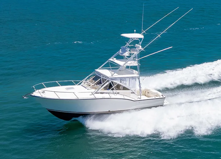 Patriot Yacht Photos Pics 