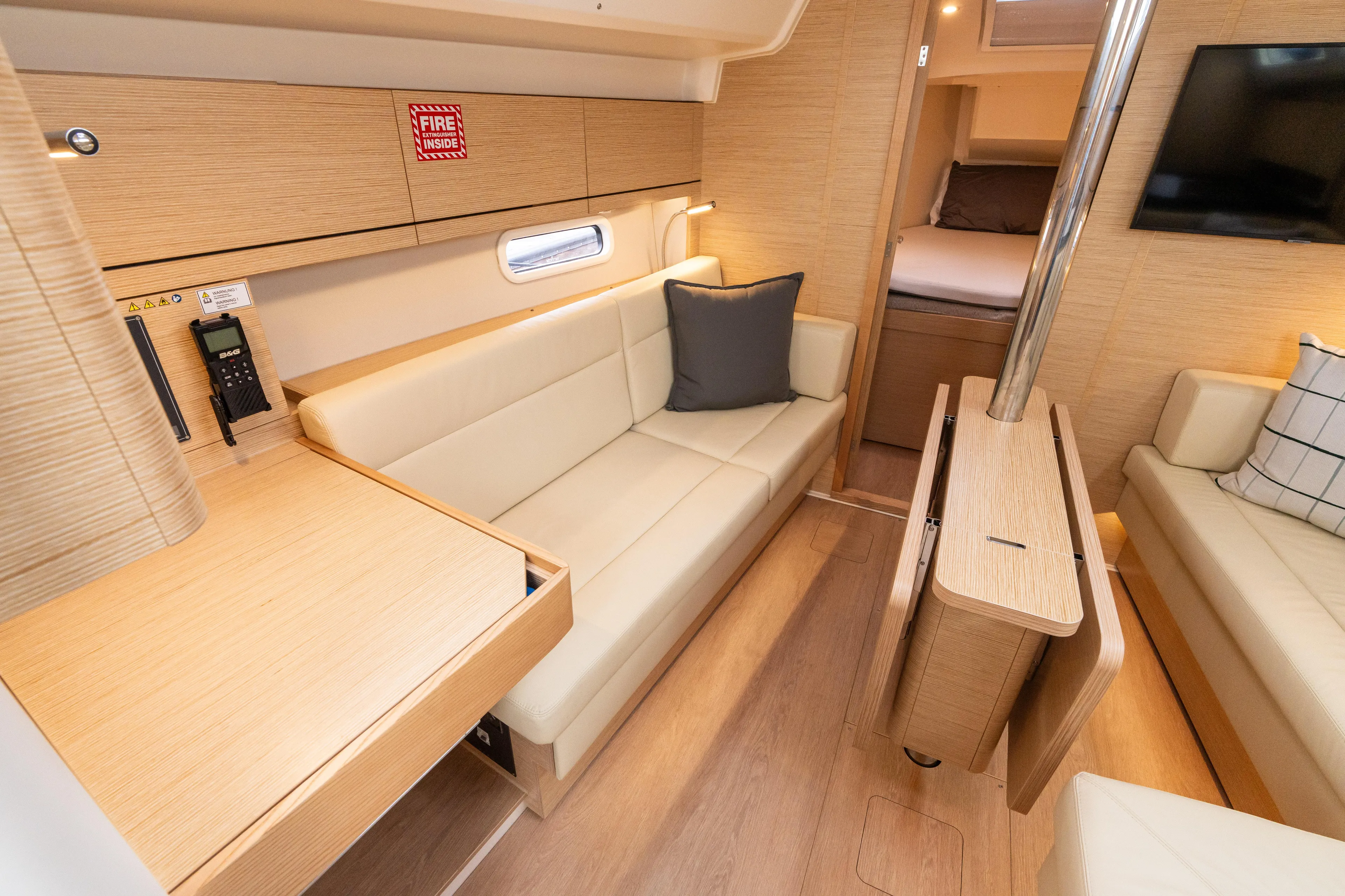 The Siren's Song Yacht Photos Pics 