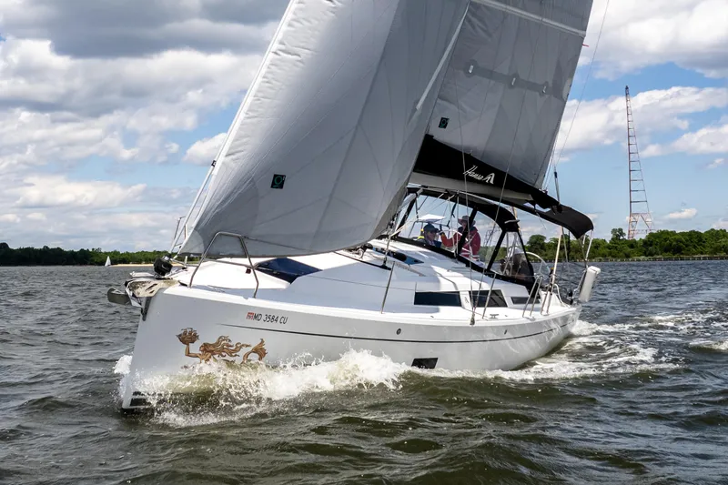 The Siren's Song Yacht Photos Pics 