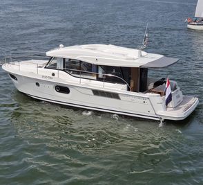 2019 Beneteau Swift Trawler 41 Sedan