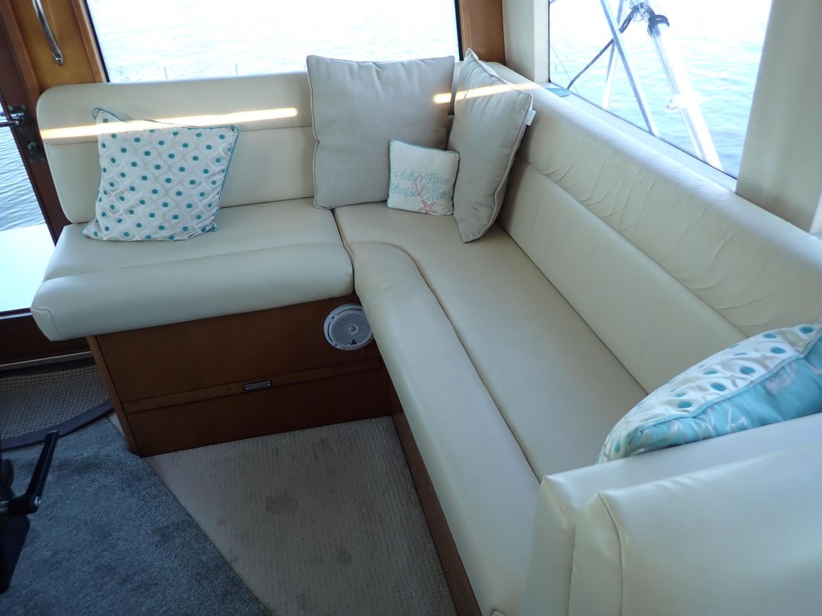 2005 Hatteras 60 