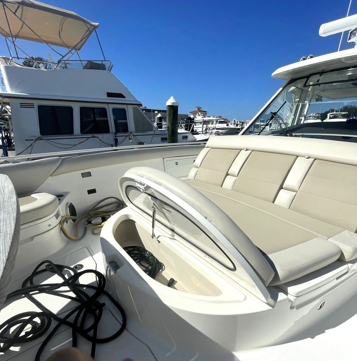 2019 Boston Whaler 42 
