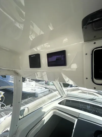 Sea Lion Yacht Photos Pics 