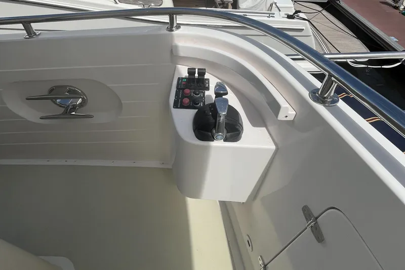 Papa Whiskey Yacht Photos Pics 