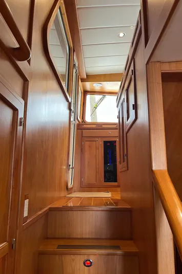 Papa Whiskey Yacht Photos Pics 