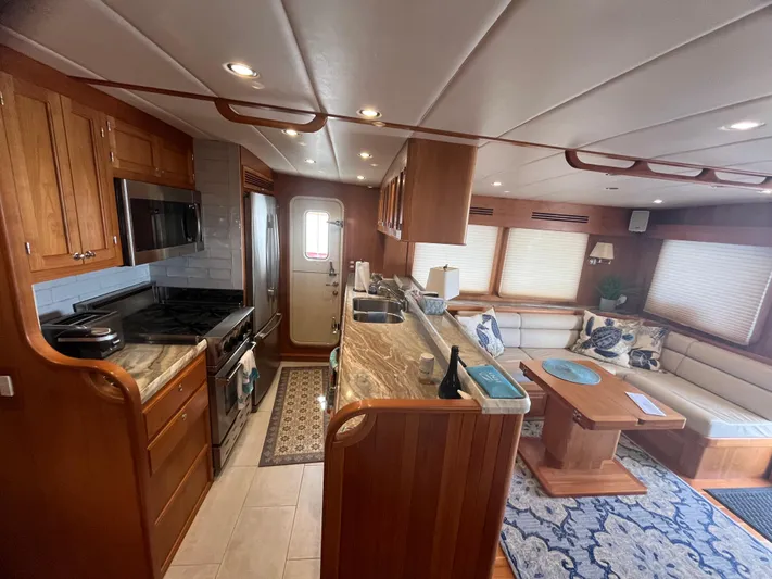 Papa Whiskey Yacht Photos Pics 