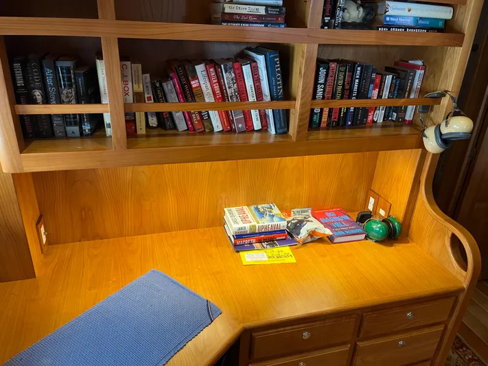 Papa Whiskey Yacht Photos Pics 