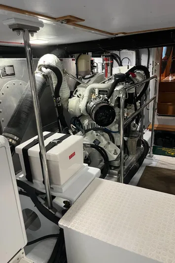 Papa Whiskey Yacht Photos Pics 