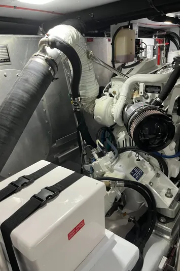 Papa Whiskey Yacht Photos Pics 