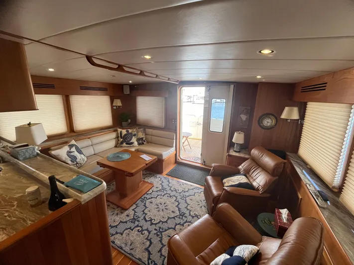 Papa Whiskey Yacht Photos Pics 