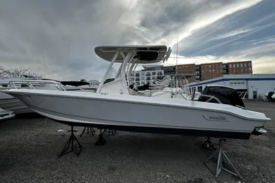 Boston Whaler 220 Dauntless