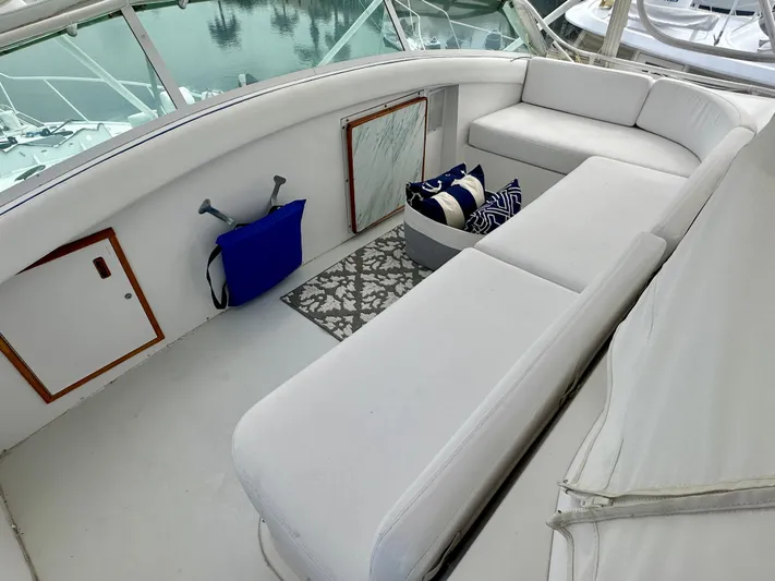 Farbrengen Yacht Photos Pics Bridge Forward Seating