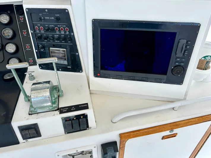 Farbrengen Yacht Photos Pics Raymarine Plotter